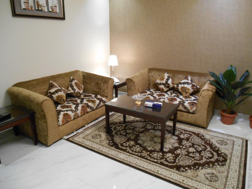 جلنار الشرق للشقق المخدومة Djedda Kamer foto